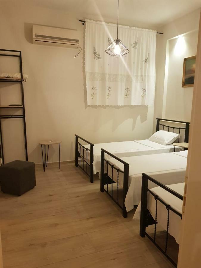 Dimitri Guest House Përmet エクステリア 写真